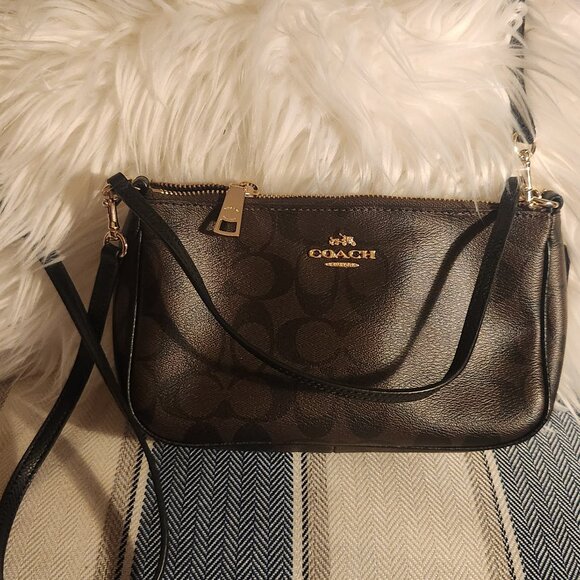 Coach purse - Picture 1 of 4